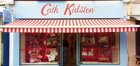 Cath Kidston sube su apuesta por España y abre en Madrid su.